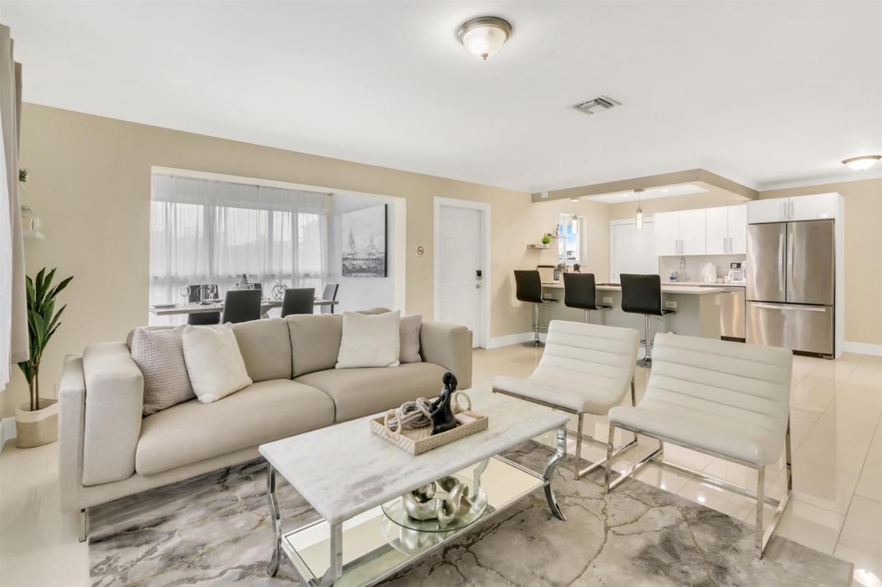 Bright Pompano Beach With Pool Access Экстерьер фото